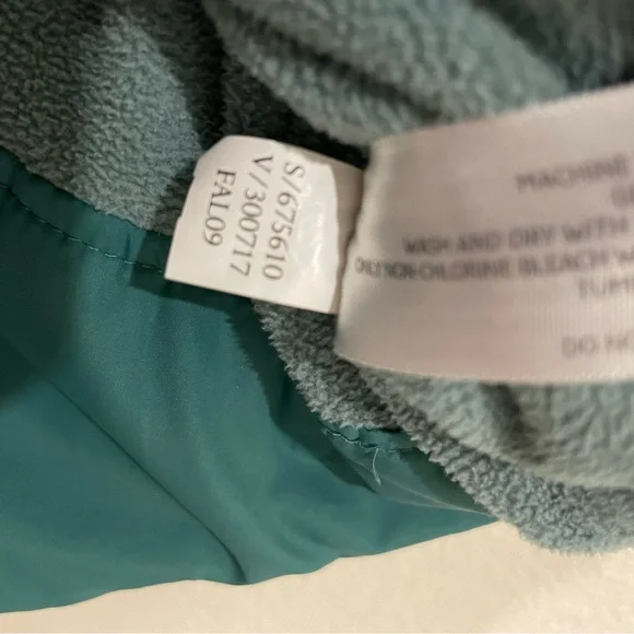 Old Navy Teal Puffer Vest Women’s XL Snap Front Quilted Winter Fleece Lined - Picture 9 of 10